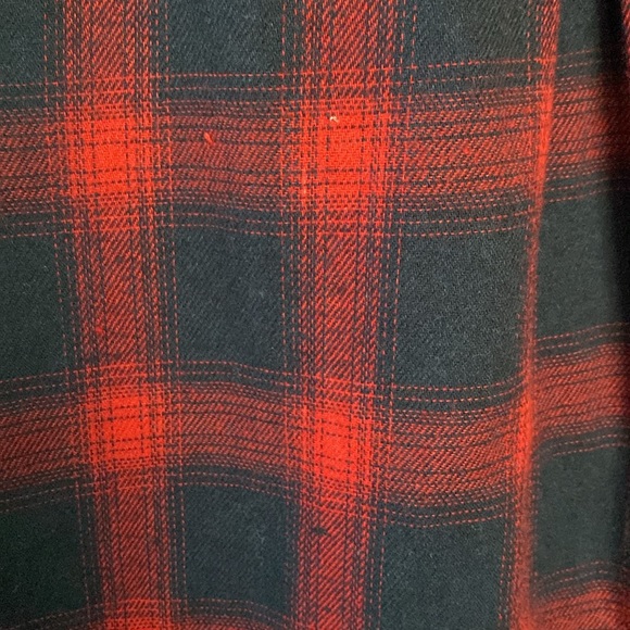 Jach’s Girfriend New Tork plaid button-up in navy and red with denim trim. - Picture 10 of 10